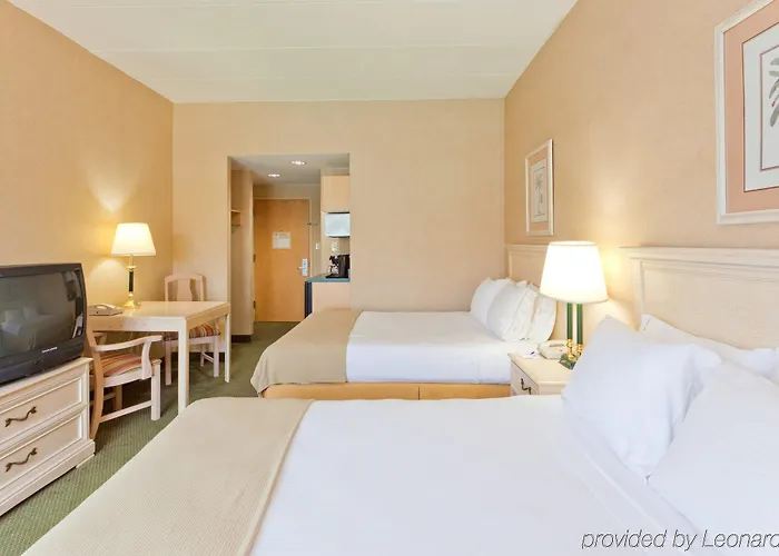 Resort Express & - Ocean By Ihg 3*